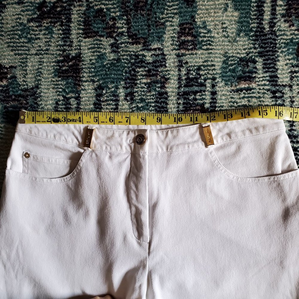 St. John Sport Cropped White Pants Size 14 EUC - Picture 11 of 14
